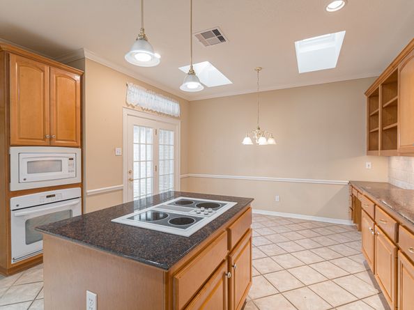 23 E Palmer Bend, The Woodlands TX 77381