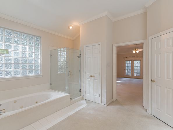 23 E Palmer Bend, The Woodlands TX 77381