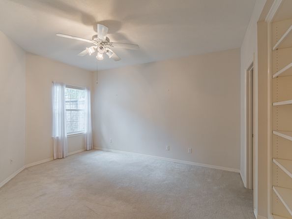 23 E Palmer Bend, The Woodlands TX 77381