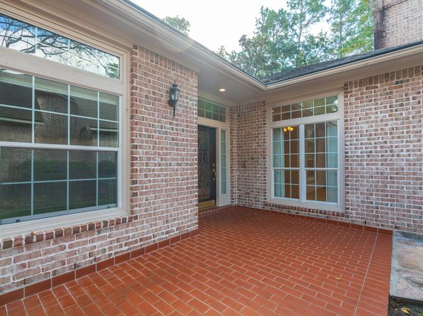 23 E Palmer Bend, The Woodlands TX 77381