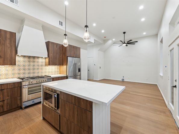 3902 Zina Way, Houston TX 77018