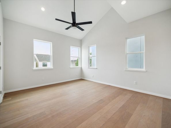 3902 Zina Way, Houston TX 77018