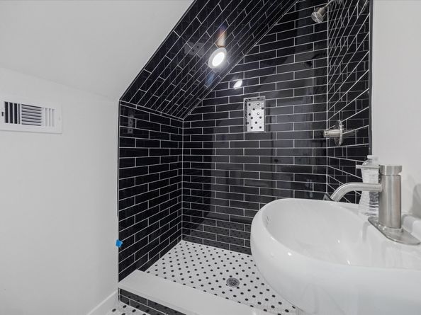 3902 Zina Way, Houston TX 77018