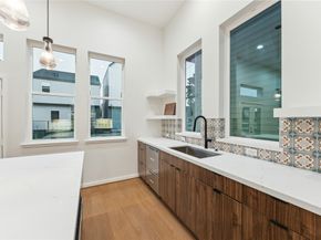 3902 Zina Way, Houston TX 77018