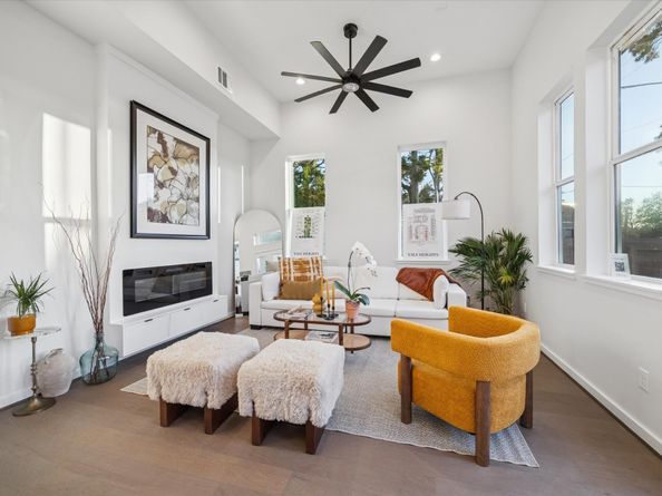 3902 Zina Way, Houston TX 77018