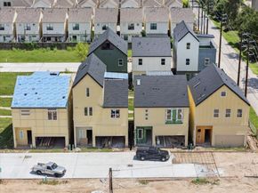 3902 Zina Way, Houston TX 77018