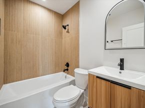 3902 Zina Way, Houston TX 77018