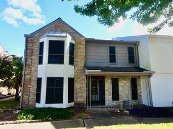 6331 Creekbend Drive