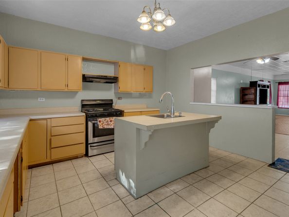 5140 Pease Street, Houston TX 77023