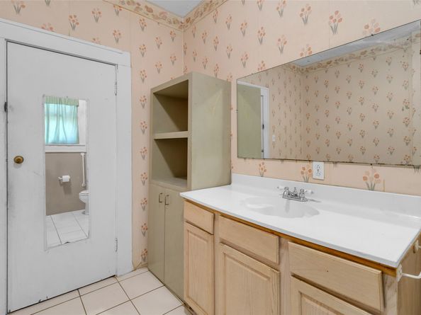 5140 Pease Street, Houston TX 77023