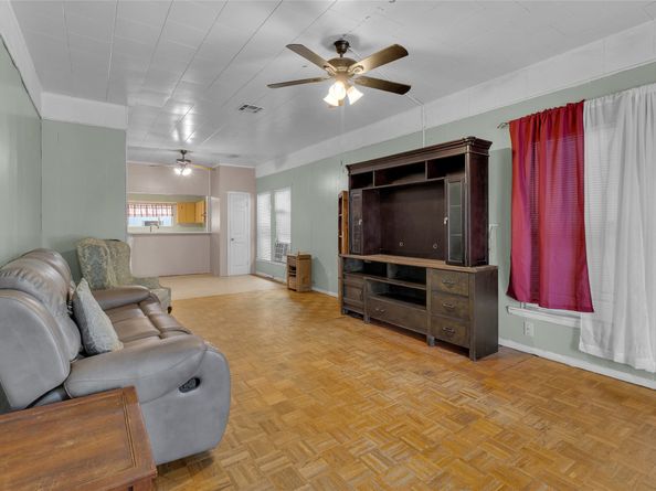 5140 Pease Street, Houston TX 77023