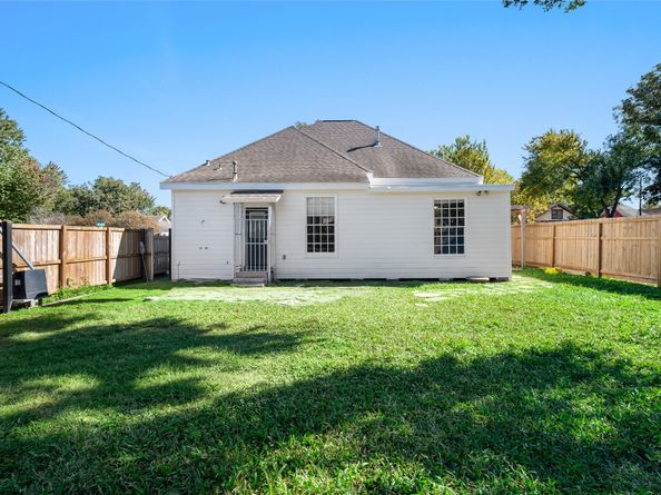 1619 Chapman Street, Houston TX 77009