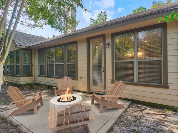 78 Douvaine Court, The Woodlands TX 77382