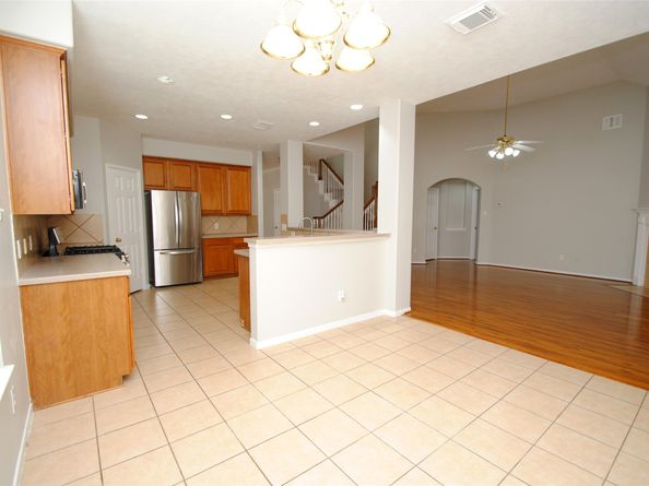 1115 Oxford Mills Lane, Sugar Land TX 77479