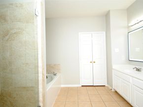 1115 Oxford Mills Lane, Sugar Land TX 77479