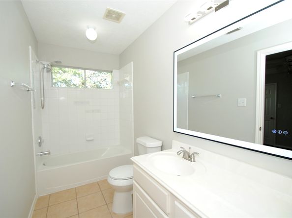 1115 Oxford Mills Lane, Sugar Land TX 77479