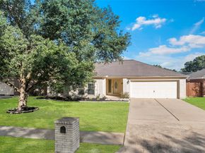5614 Village Park Drive, Katy TX 77493