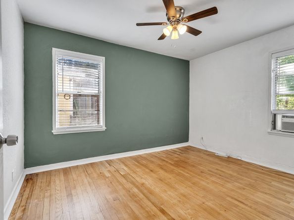 6942 Peyton Street, Houston TX 77028