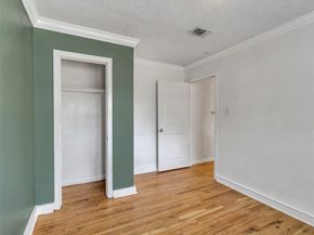 6942 Peyton Street, Houston TX 77028