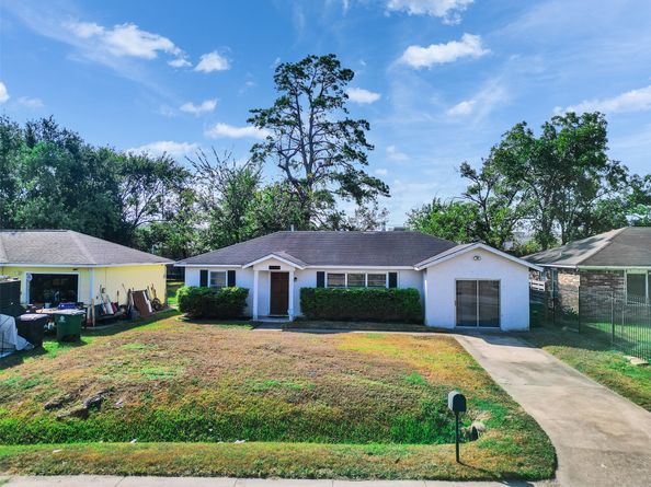 6942 Peyton Street, Houston TX 77028