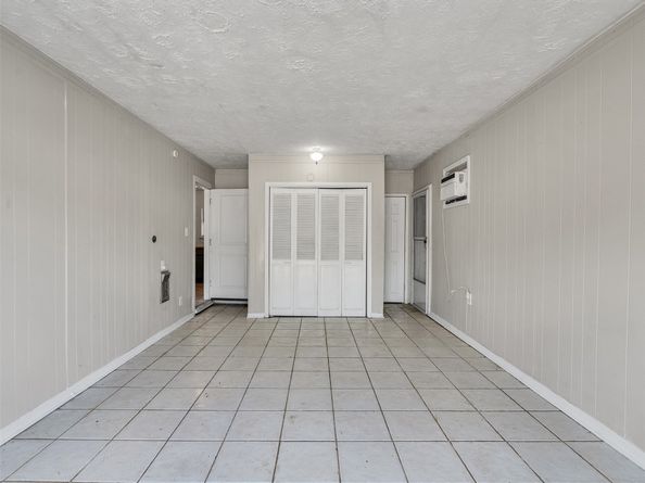 6942 Peyton Street, Houston TX 77028