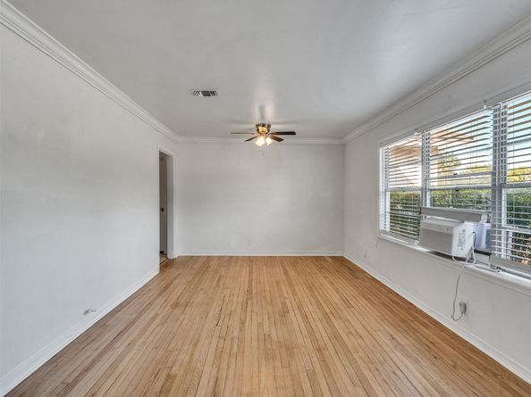 6942 Peyton Street, Houston TX 77028