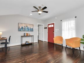 5705 Cochran Street, Houston TX 77009