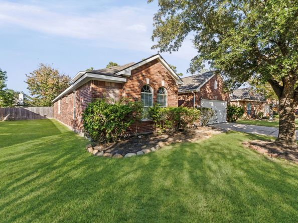 12506 Opal Valley Drive, Tomball TX 77377