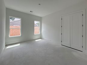 1918 Ridgecrest Drive, Houston TX 77055