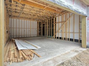 1918 Ridgecrest Drive, Houston TX 77055