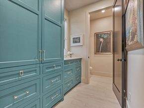 15 Atrium Woods Court, The Woodlands TX 77381