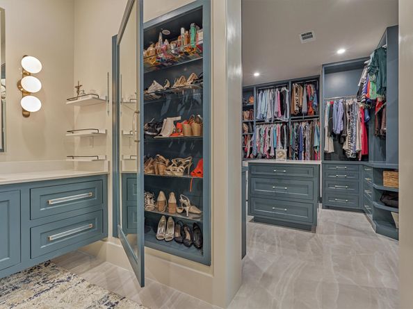 15 Atrium Woods Court, The Woodlands TX 77381