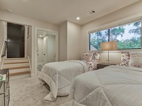 15 Atrium Woods Court, The Woodlands TX 77381