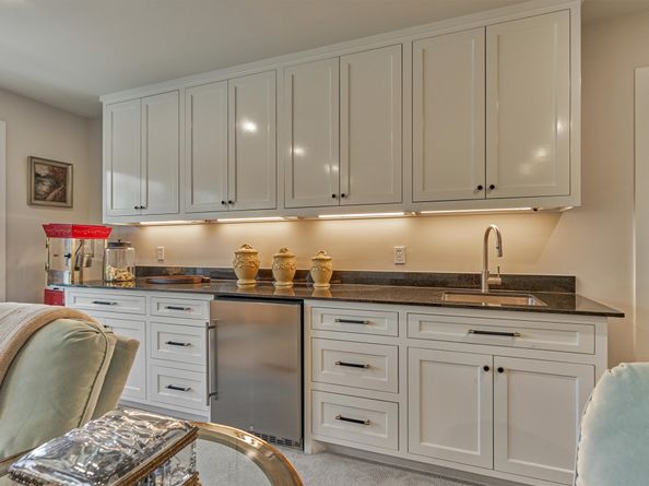 15 Atrium Woods Court, The Woodlands TX 77381