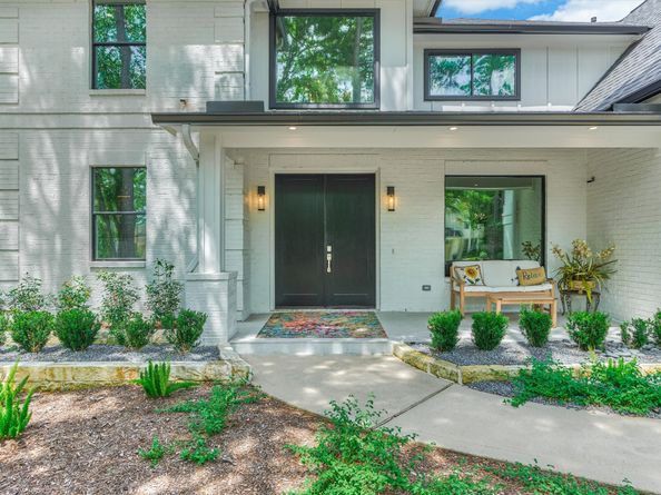 15 Atrium Woods Court, The Woodlands TX 77381