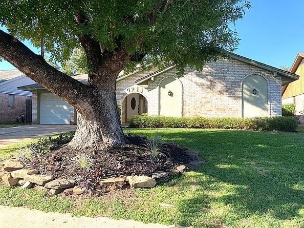 7218 Stonegate Drive, Houston TX 77040