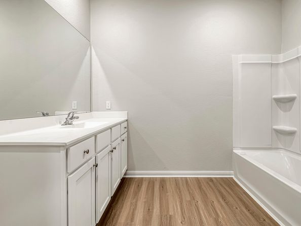 8124 Burnt Orchid Drive, Houston TX 77016