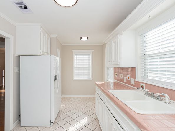 7447 Magnolia Street, Houston TX 77023