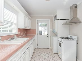 7447 Magnolia Street, Houston TX 77023