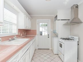 7447 Magnolia Street, Houston TX 77023