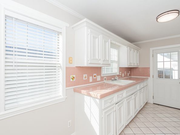 7447 Magnolia Street, Houston TX 77023