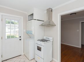 7447 Magnolia Street, Houston TX 77023