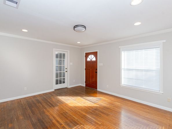 7447 Magnolia Street, Houston TX 77023