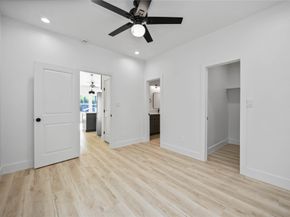 5605 Tommye Street A B, Houston TX 77028