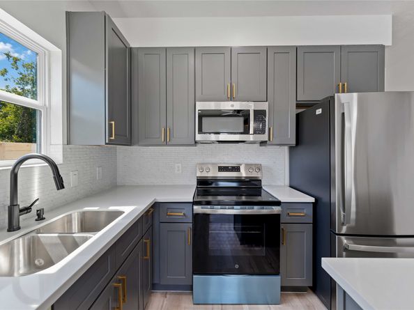 5605 Tommye Street A B, Houston TX 77028