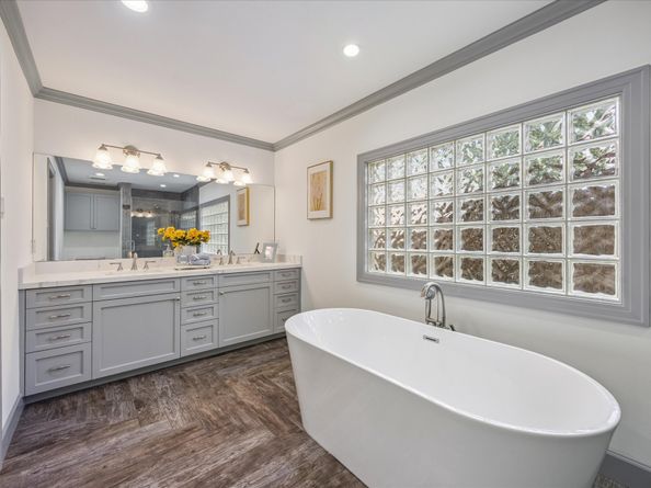 10042 Briar Forest Drive, Houston TX 77042