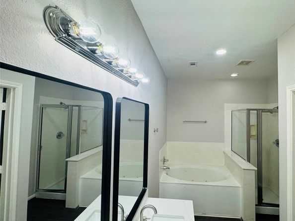 9530 Flying Eagle Court, Houston TX 77083