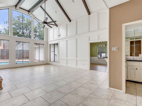 12102 Moorcreek Drive, Houston TX 77070