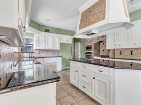 12102 Moorcreek Drive, Houston TX 77070