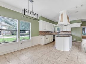 12102 Moorcreek Drive, Houston TX 77070